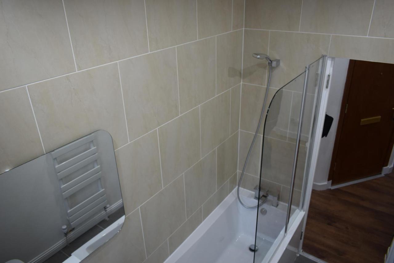 Glasgow Lovely Apartment D&N Εξωτερικό φωτογραφία