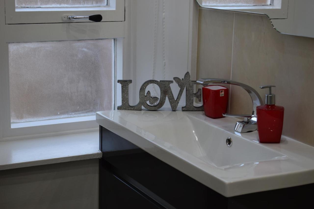 Glasgow Lovely Apartment D&N Εξωτερικό φωτογραφία