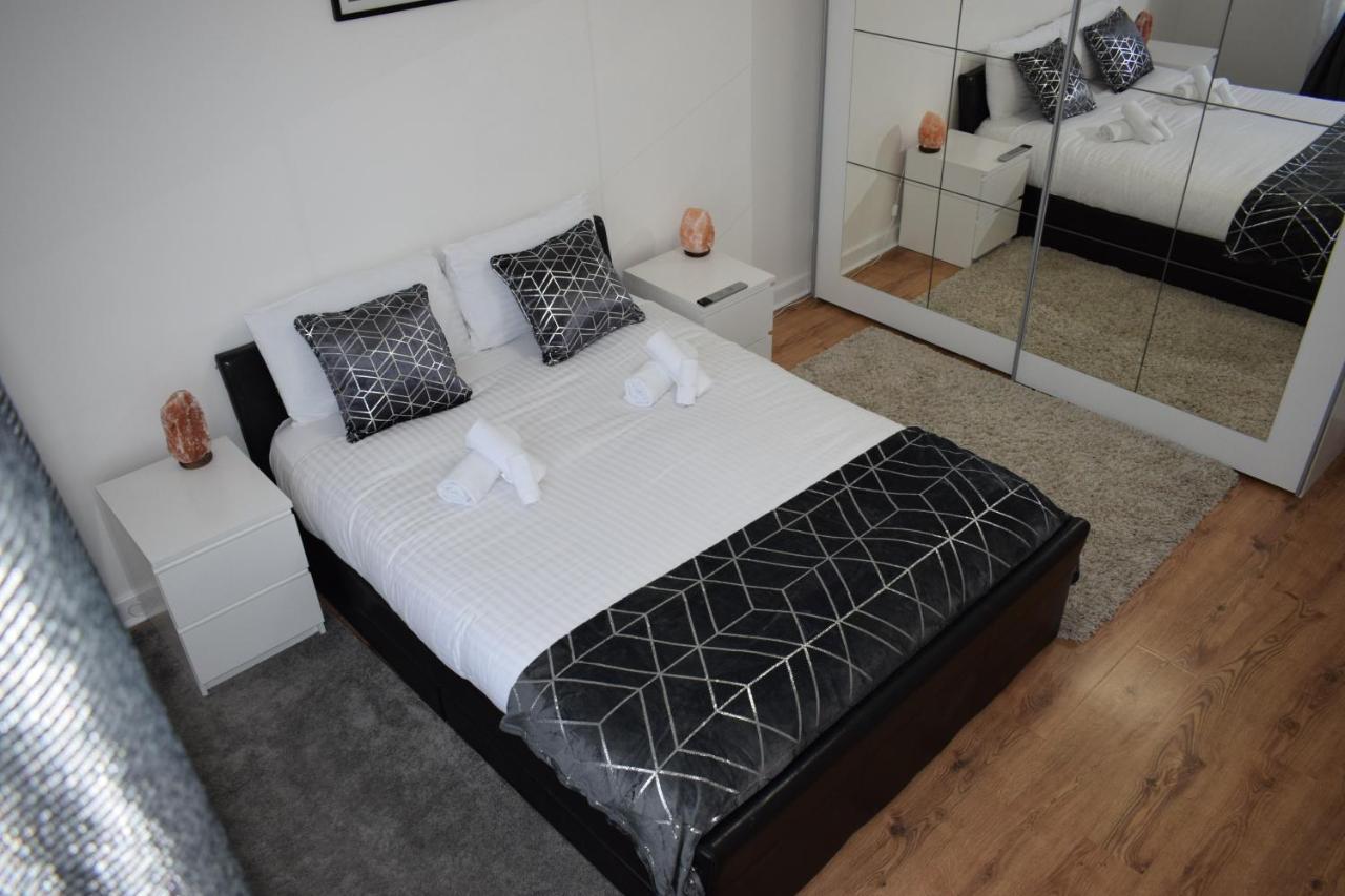 Glasgow Lovely Apartment D&N Εξωτερικό φωτογραφία
